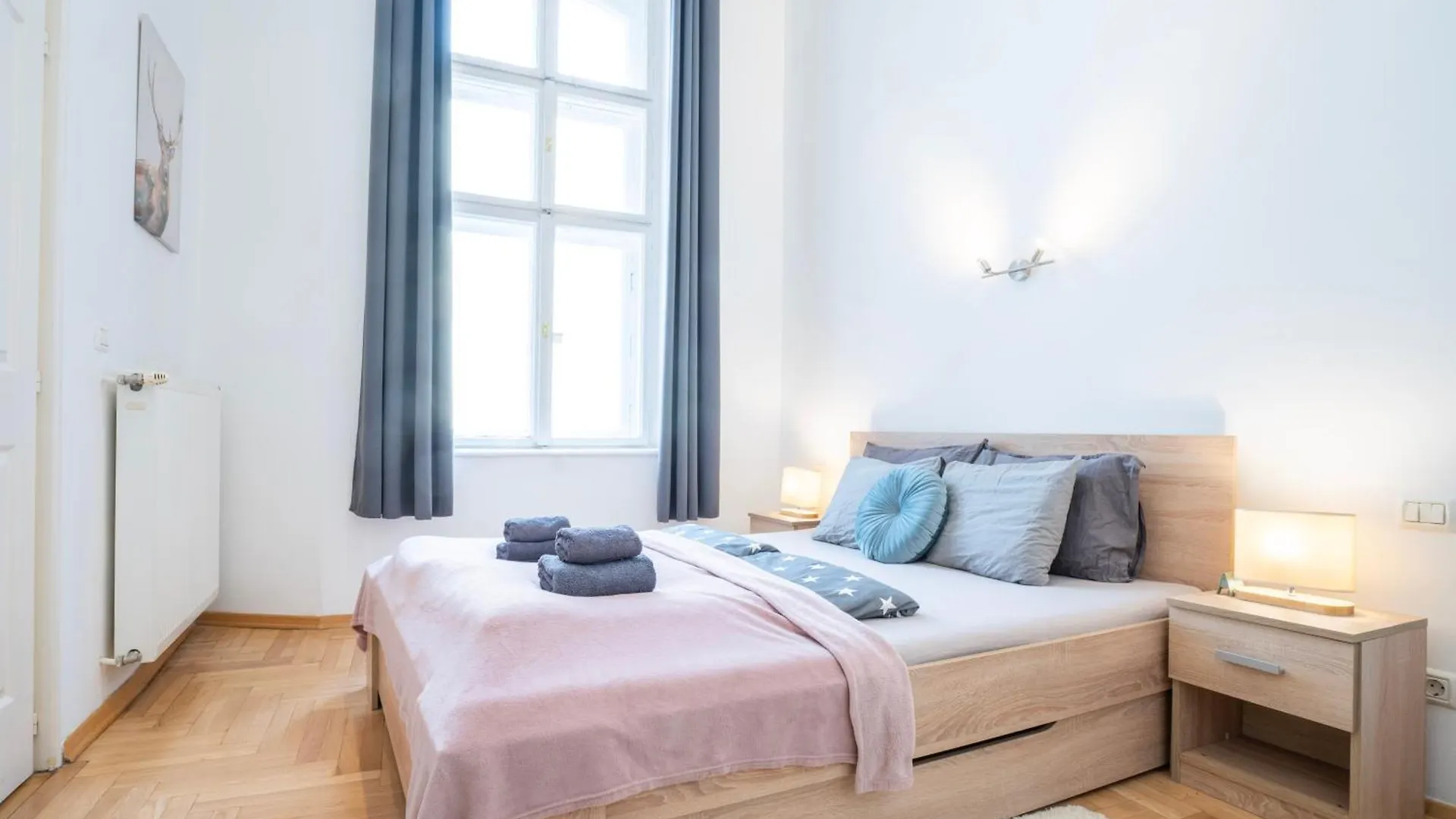 Cedar Inn Budapest - Palace District Apartment
