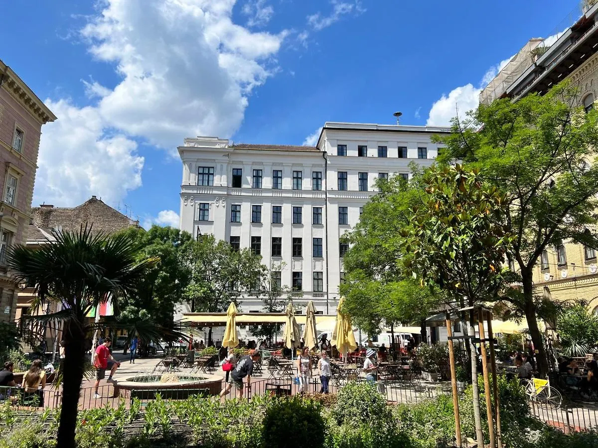 Cedar Inn Budapest - Palace District Hungria