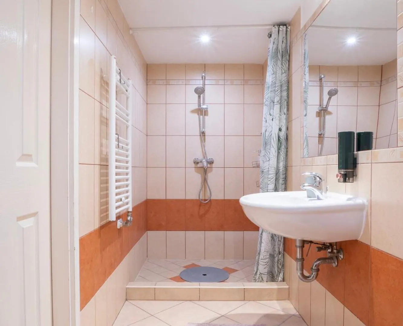 Cedar Inn Aparthotel - Palace District Budapest 0*,